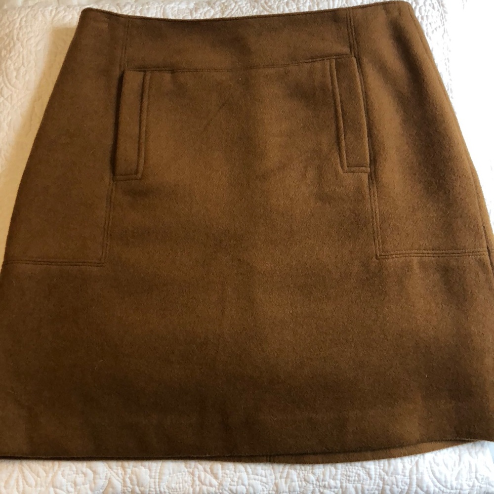 Loft skirt. Size 8
